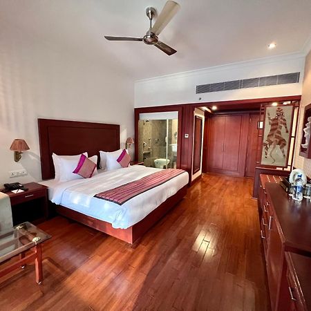 Hotel Chandela קג'ורהו מראה חיצוני תמונה