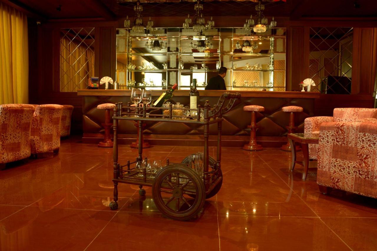 Hotel Chandela קג'ורהו מראה חיצוני תמונה
