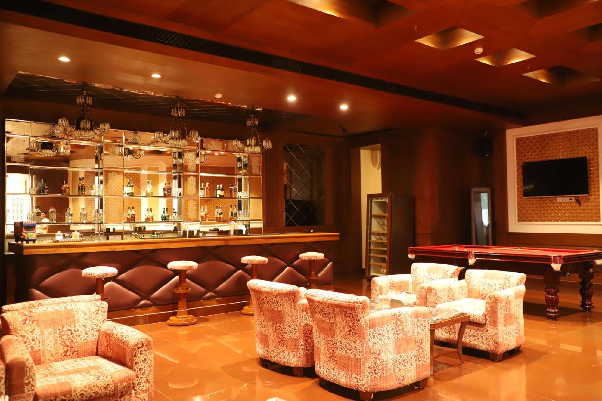 Hotel Chandela קג'ורהו מראה חיצוני תמונה