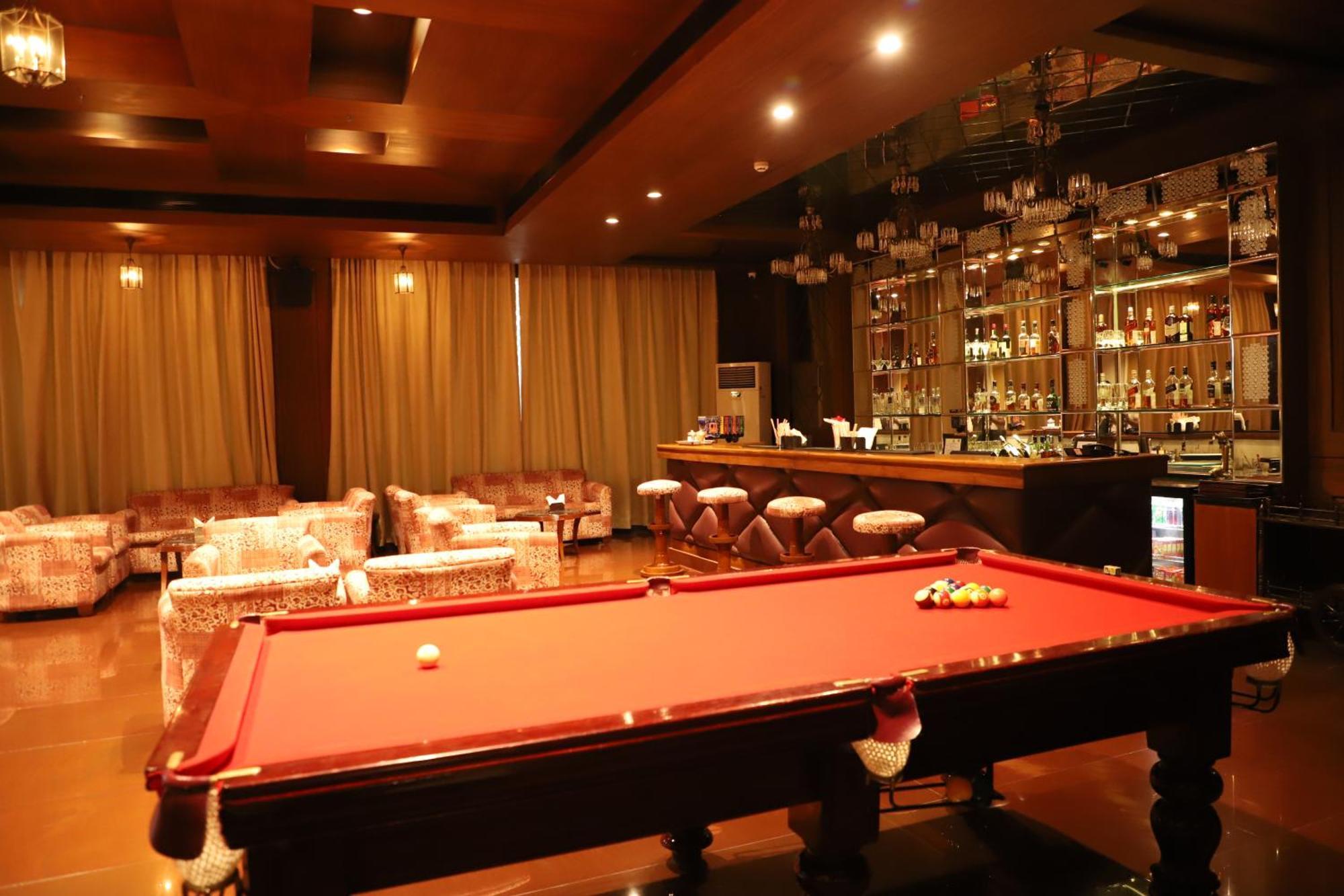 Hotel Chandela קג'ורהו מראה חיצוני תמונה