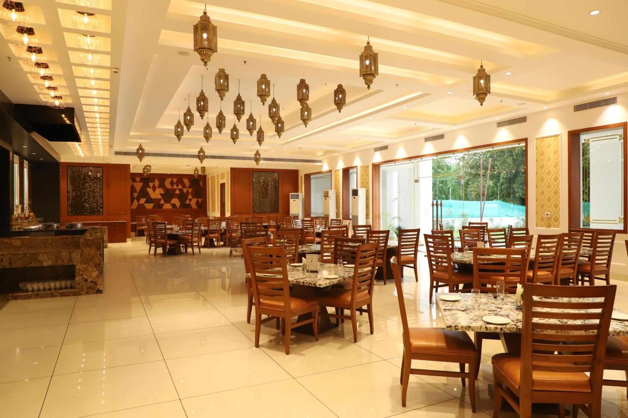 Hotel Chandela קג'ורהו מראה חיצוני תמונה